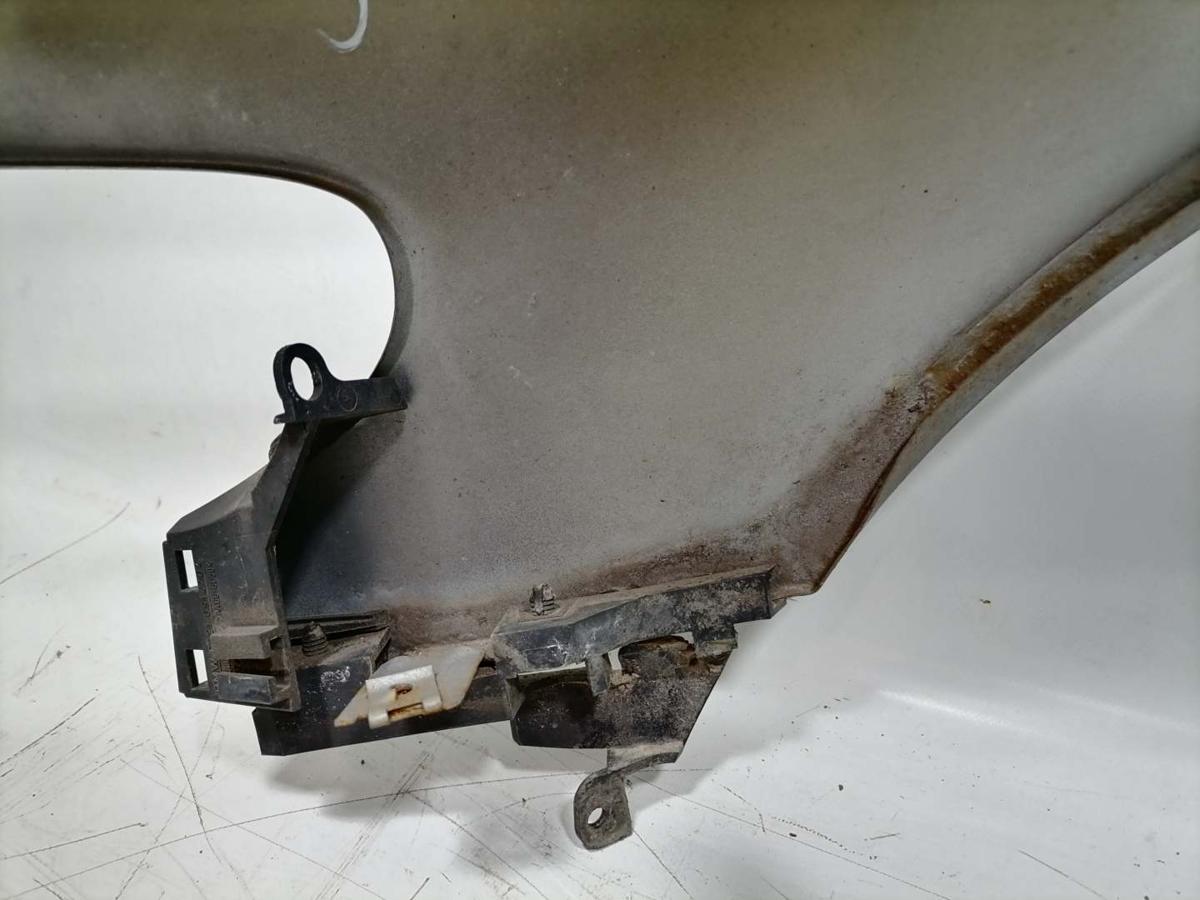 BMW 3er E46 original Kotfl&uuml;gel vorn rechts Silbergrau A08 Facelift Bj.2004